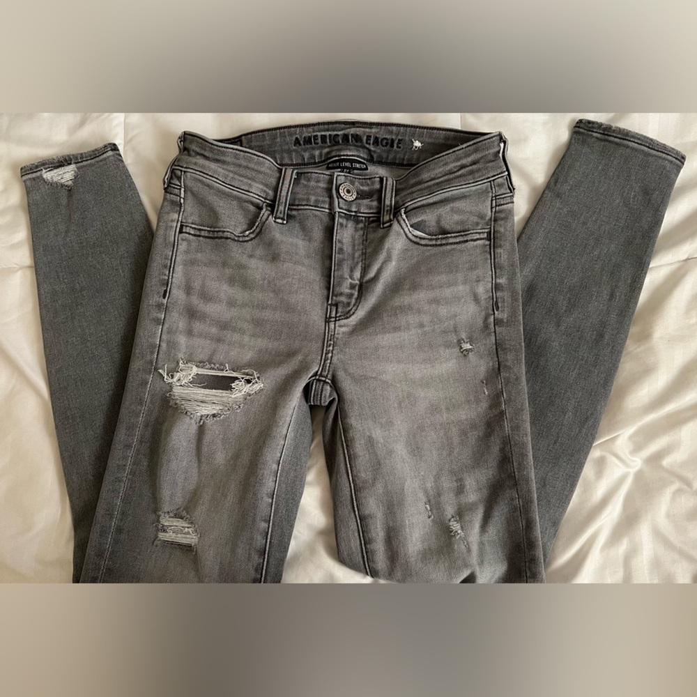 AEO American Eagle Gray Skinny Jeans